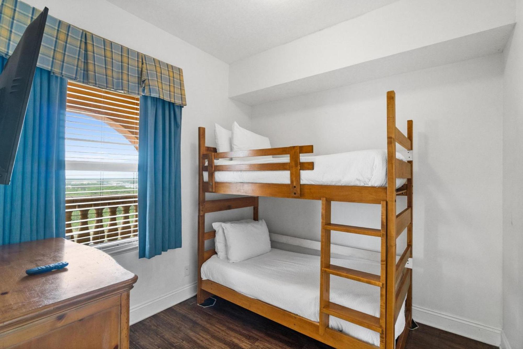 Calypso Beach Resort & Towers By Panhandle Getaways Panama City Beach Rum bild